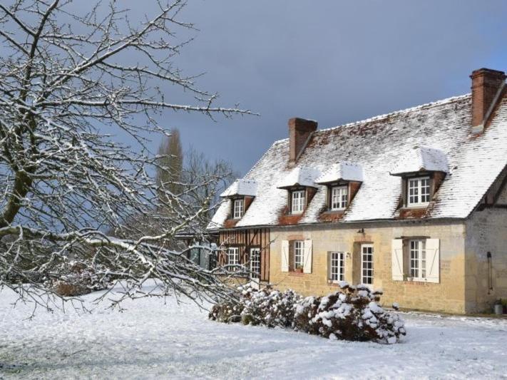 Maison D'Hotes La Bihoree Lisieux Exterior photo